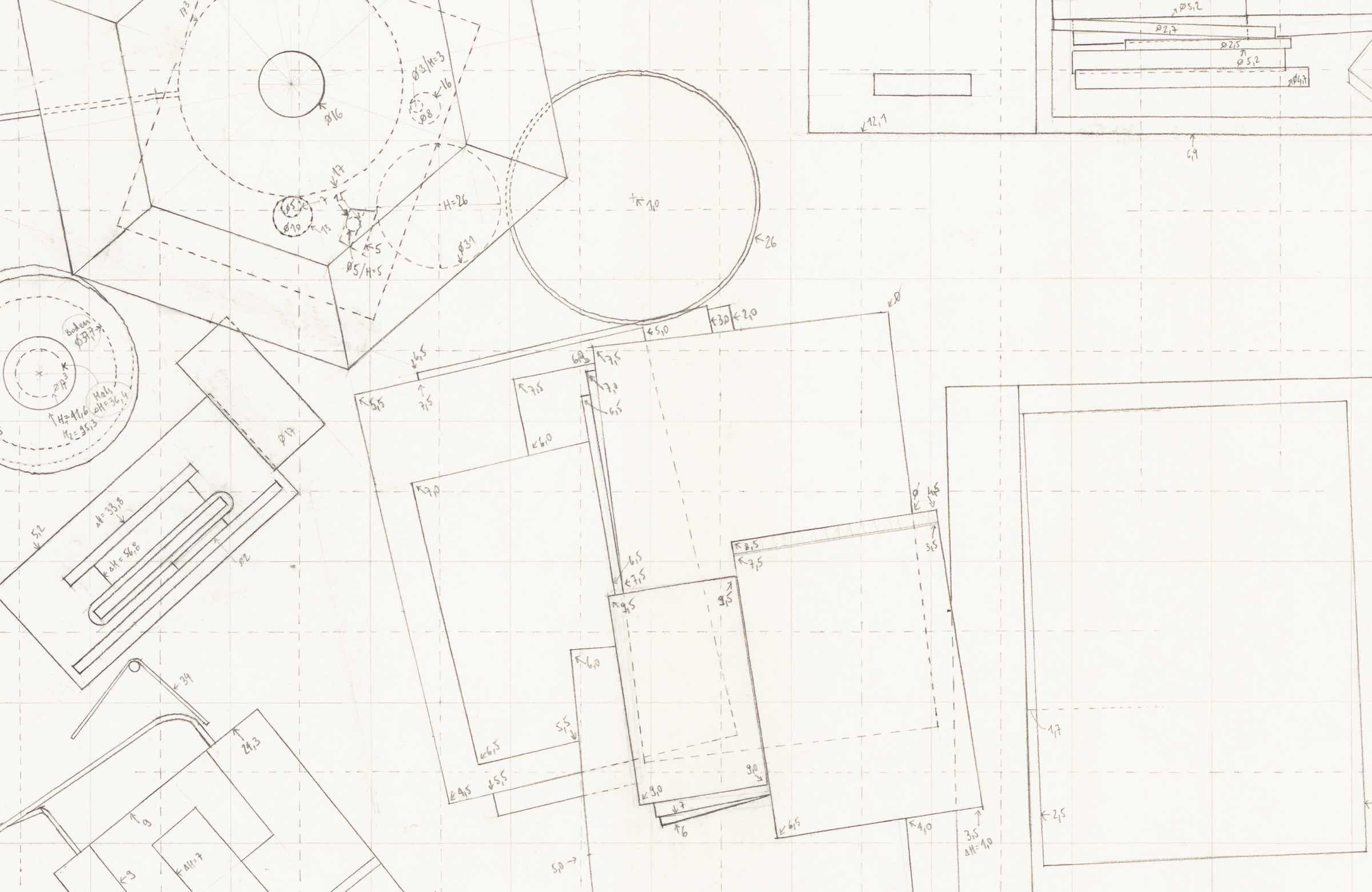 Pencil drawing of the 9 part series »Schreibtische« [Desks] by Herbert Stattler.